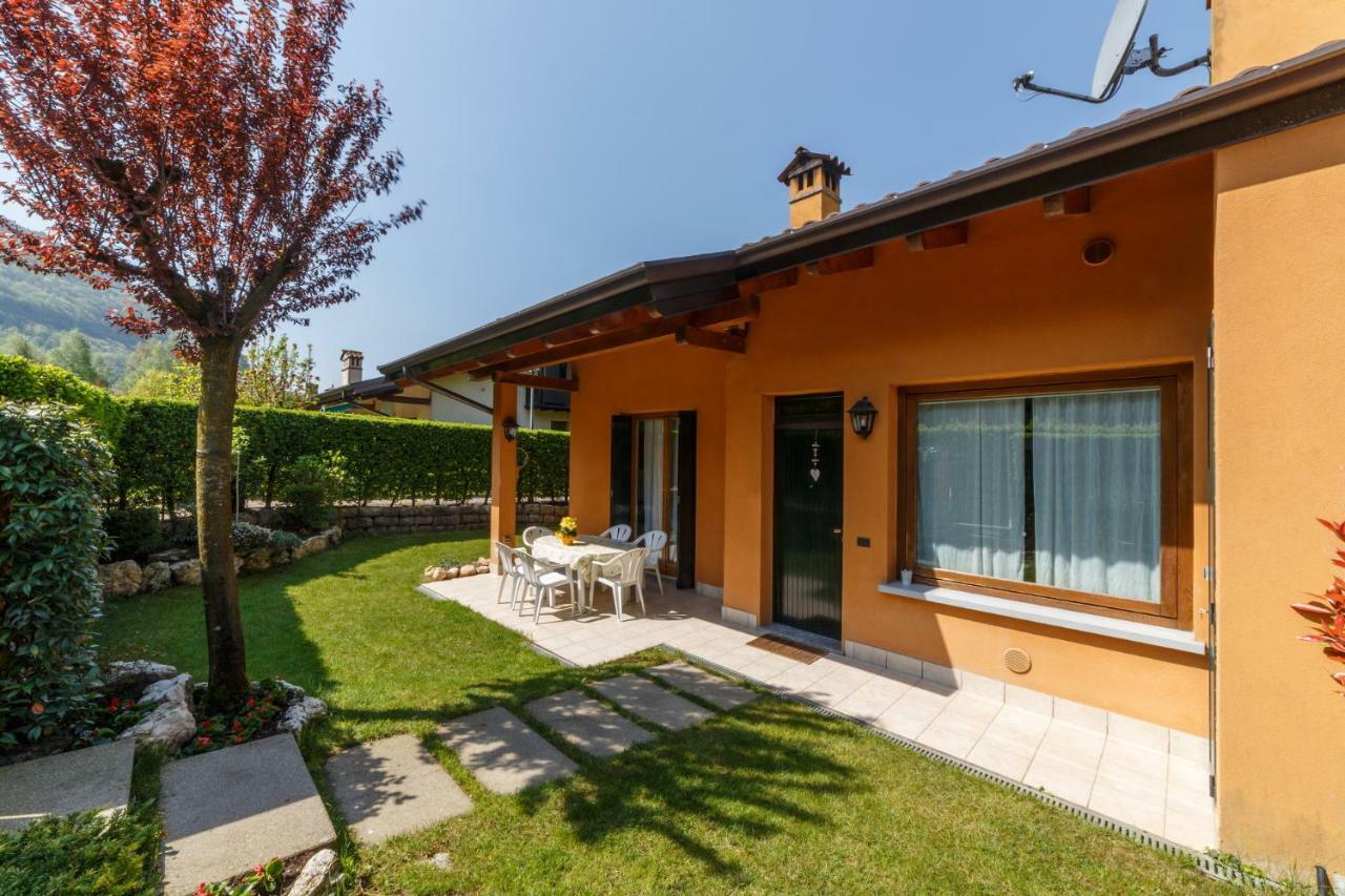 Casa Vacanza Residence Lago Di Endine Monasterolo del Castello Exteriér fotografie