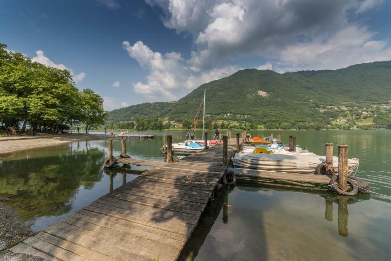 Casa Vacanza Residence Lago Di Endine Monasterolo del Castello Exteriér fotografie